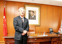 Türk Tarih Kurumu Başkanı Görevden Alındı!
