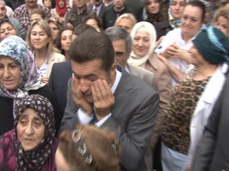 Mustafa Sarıgül'ü ağlattılar