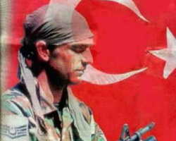 Bitlis'te askere hain saldırı