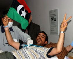 Libyalı yaralılar İstanbul'a getirildi