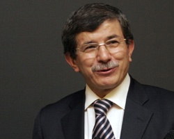 Davutoğlu bayram namazını Bosna'da kılacak