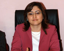 ''Yeni dönemde pantolon giyilecektir''