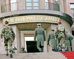Şehit babasından sitem