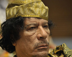 Kaddafi radyodan konuştu