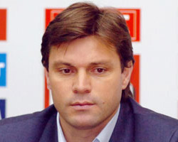 Bursaspor, 3 futbolcuyla yollarını ayırdı