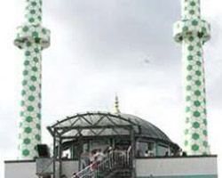 İsveç'te Cami İnşaatına Saldırı