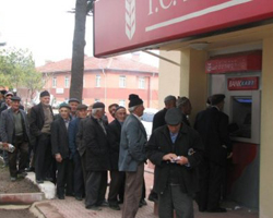 Emeklilere bayram müjdesi