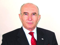 Tartışılan istifaya şok iddia