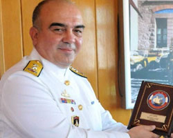 Koramiral Cora'da yakalanacak