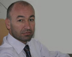 Yener Dönmez'den şok kulis