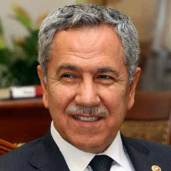 "Siyasetçiler rahatsız olmamalı"