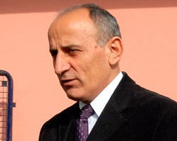 "Cemaate operasyon yaptırmaya çalıştılar"