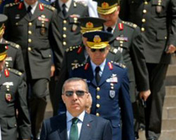 Havada kor gibi bir paşa aranıyor