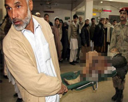Pakistan'da Şii'lere saldırı kanlı bitti