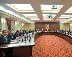 Bakanlara ‘Alfabetik’ düzen 