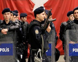 Taksim'de yogolu protesto