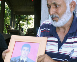 Bir yıldır cevap bekleyen soru