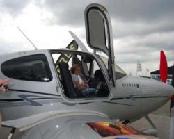 ABD'nin en genç Türk pilotu
