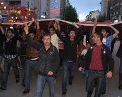 Alperenler, şehit 13 asker için yürüdü