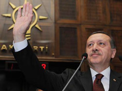 Yemin krizi AK Parti'yi nasıl etkiledi?