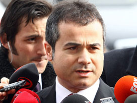 Oğlunun bakan olduğunu hastanede öğrendi
