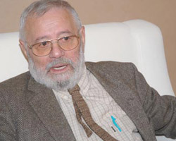 Hürriyet yazarı haddini aştı