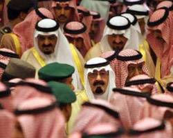 Suudi Arabistan, yabancılarla evliliğe izin verecek