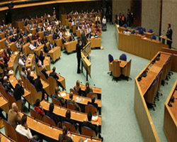 Hollanda "Helal Kesimi" yasaklıyor