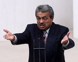 "Sav ve Baykal emekliye ayrılsın"