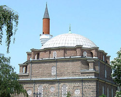 Müslümanlardan cami nöbeti