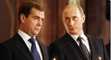 Putin ve Medvedev bisiklet sürdü
