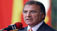 "Erkan Mumcu cesur olmalı" 