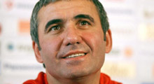 Romanya Milli Takımı, Hagi'ye emanet