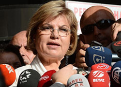 Komisyon Çiller'e Gidecek