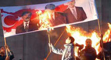 Poster yakılmasına soruşturma