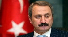 Bakan konvoyundaki kazada 4 kişi yaralı