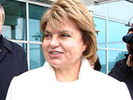 Komisyon Çiller'e gidecek