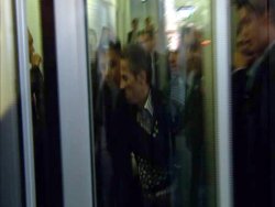 Başbakanlık'ta silahlı eylem yapan zanlı serbest