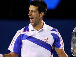 Djokovic rekora gidiyor