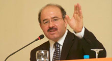 Çelik'ten sert tepki!