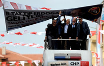 Kılıçdaroğlu'nu çıldırtan pankart