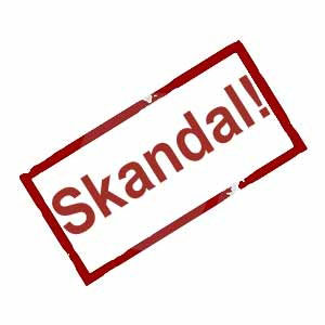 Siyasilerin kasetleri koltuklarından ediyor