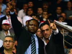 MHP kongresindeki kara Kurt