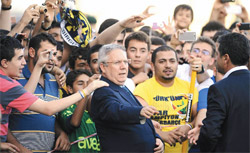 Aziz Yıldırım hakkında bomba iddia!