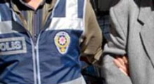 Afişi asan kişi gözaltına alıdı