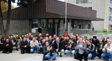 Aksaray'da oturma eylemi sürüyor