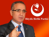 Evet ittifakına Topçu da yeşil ışık yaktı