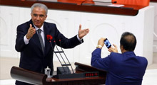 Kürsüde çek beni!