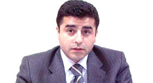 İmamın arkasında namaz kılmayın çağrısı!
