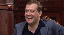 Medvedev'i gülme krizine soktular